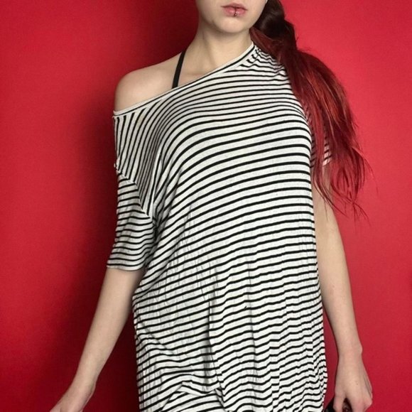 Striped tee shirt dress ?????? - Picture 2 of 4